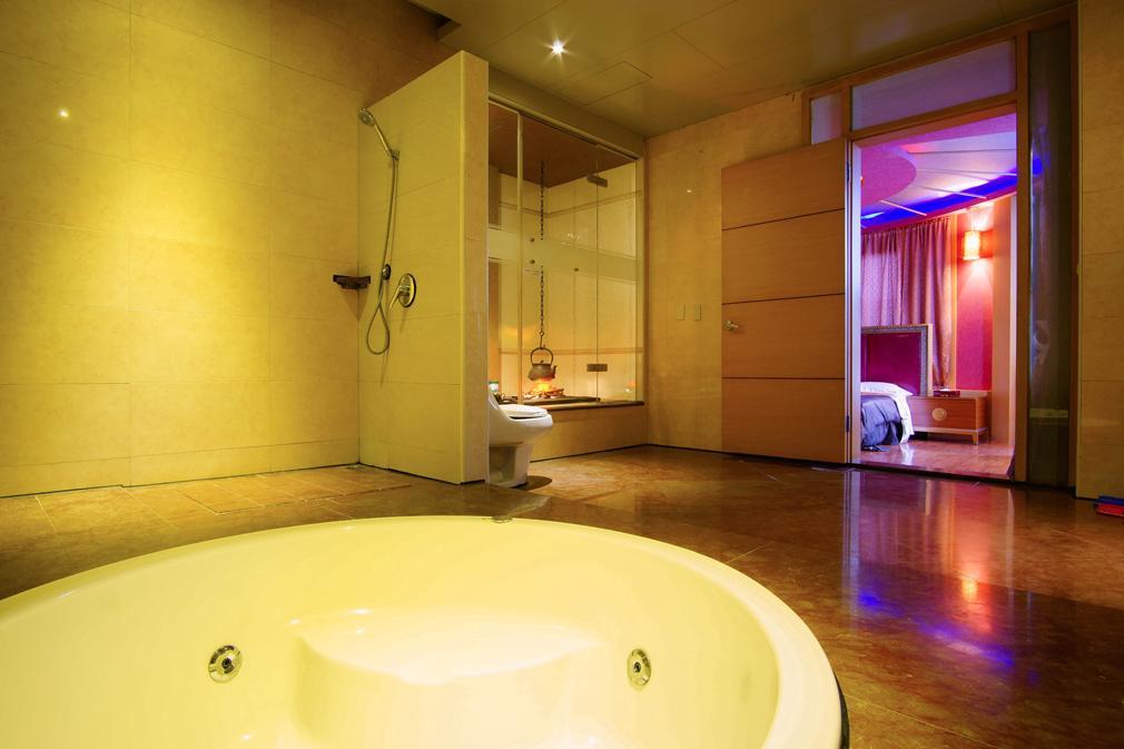 Water City Motel Daya Ngoại thất bức ảnh