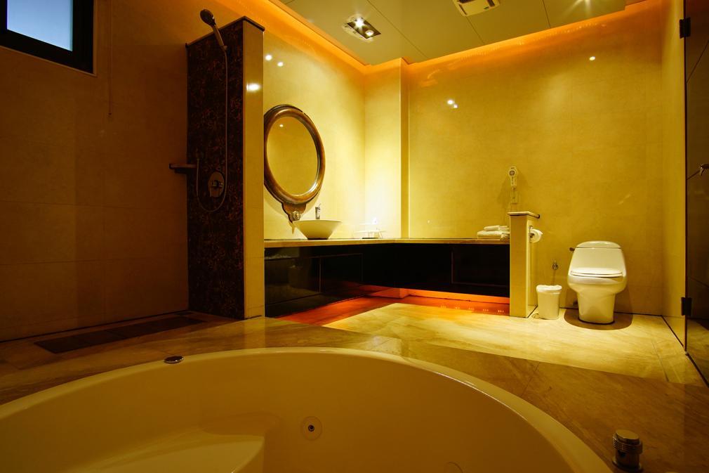 Water City Motel Daya Ngoại thất bức ảnh